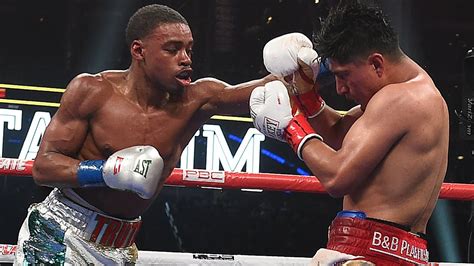 Errol Spence Jr vs Mikey Garcia (Extended Highlights) .